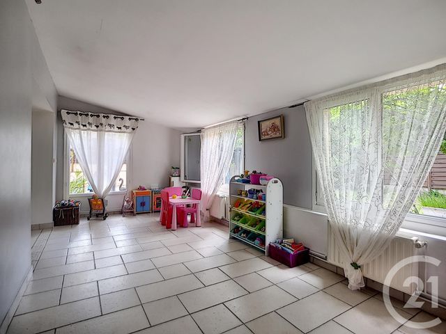 maison à vendre - 7 pièces - 169.04 m2 - MOISSY CRAMAYEL - 77 - ILE-DE-FRANCE - Century 21 Cerim maison à vendre - 7 pièces - 169.04 m2 - MOISSY CRAMAYEL - 77 - ILE-DE-FRANCE - Century 21 Cerim