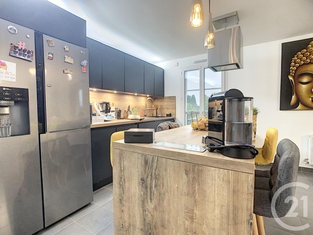 Afficher la photo en grand Appartement F4 à vendre - 4 pièces - 69.97 m2 - ST PIERRE DU PERRAY - 91 - ILE-DE-FRANCE - Century 21 Cerim