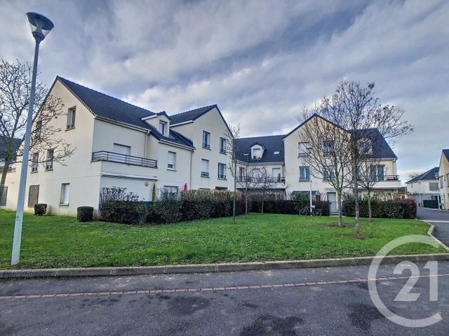 Appartement F3 à vendre - 3 pièces - 63.79 m2 - MOISSY CRAMAYEL - 77 - ILE-DE-FRANCE - Century 21 Cerim