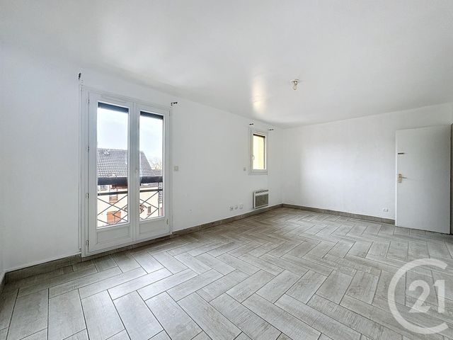  - COMBS LA VILLE - 