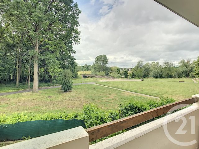 Afficher la photo en grand Appartement F2 à vendre - 2 pièces - 49.0 m2 - SAVIGNY LE TEMPLE - 77 - ILE-DE-FRANCE - Century 21 Cerim