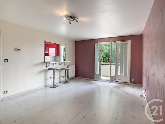 Afficher la photo en grand Appartement F2 à vendre - 2 pièces - 49.0 m2 - SAVIGNY LE TEMPLE - 77 - ILE-DE-FRANCE - Century 21 Cerim