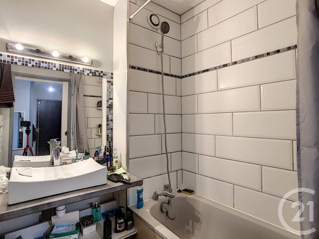 appartement à vendre - 3 pièces - 65.46 m2 - MOISSY CRAMAYEL - 77 - ILE-DE-FRANCE - Century 21 Cerim appartement à vendre - 3 pièces - 65.46 m2 - MOISSY CRAMAYEL - 77 - ILE-DE-FRANCE - Century 21 Cerim
