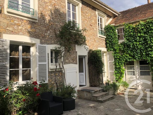 maison à vendre - 8 pièces - 220.0 m2 - SAVIGNY LE TEMPLE - 77 - ILE-DE-FRANCE - Century 21 Cerim