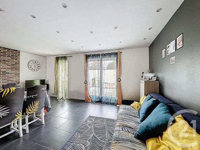 Afficher la photo en grand maison à vendre - 5 pièces - 100.0 m2 - MOISSY CRAMAYEL - 77 - ILE-DE-FRANCE - Century 21 Cerim