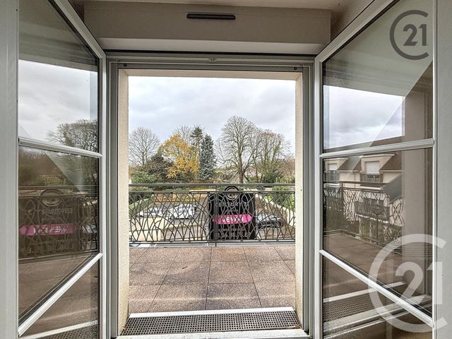 Appartement F3 à vendre - 3 pièces - 68.9 m2 - MOISSY CRAMAYEL - 77 - ILE-DE-FRANCE - Century 21 Cerim
