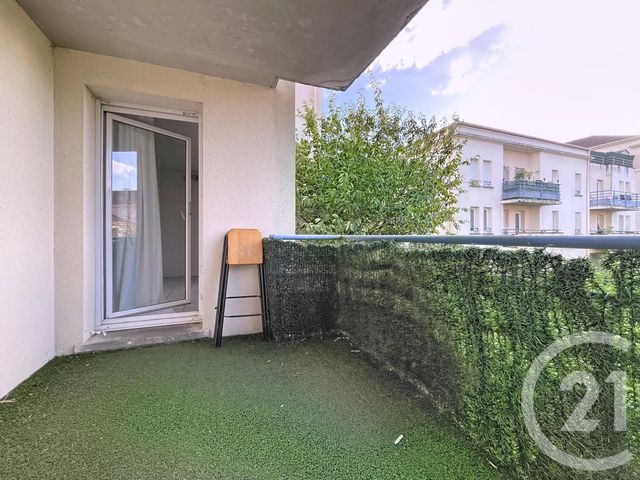 Appartement F3 à vendre - 3 pièces - 71.38 m2 - MOISSY CRAMAYEL - 77 - ILE-DE-FRANCE - Century 21 Cerim