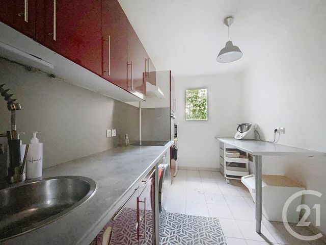 Appartement F3 à vendre - 3 pièces - 71.38 m2 - MOISSY CRAMAYEL - 77 - ILE-DE-FRANCE - Century 21 Cerim