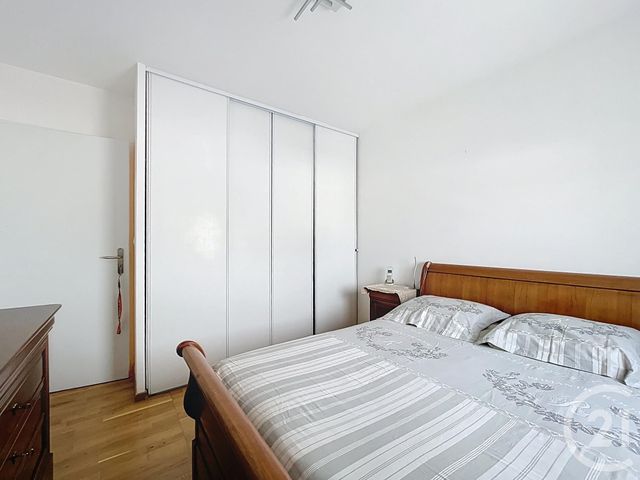 Appartement F3 à vendre - 3 pièces - 62.8 m2 - MOISSY CRAMAYEL - 77 - ILE-DE-FRANCE - Century 21 Cerim