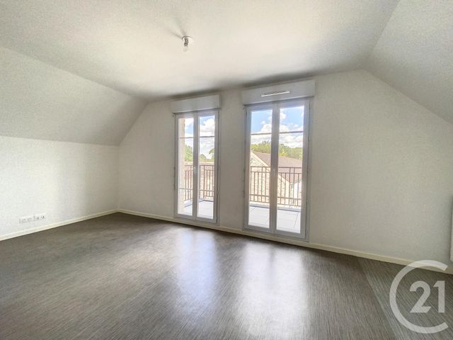 Appartement F2 à vendre - 2 pièces - 47.0 m2 - SAVIGNY LE TEMPLE - 77 - ILE-DE-FRANCE - Century 21 Cerim