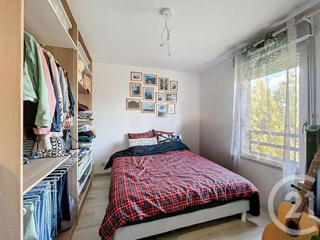 Appartement à vendre - 2 pièces - 41.19 m2 - REAU - 77 - ILE-DE-FRANCE - Century 21 Cerim