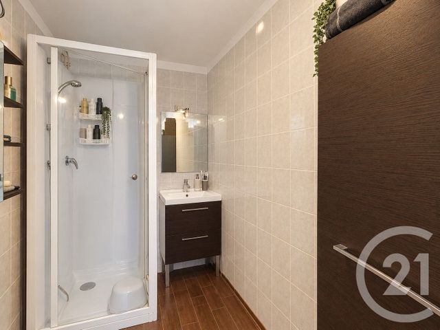 Appartement F3 à vendre - 3 pièces - 68.0 m2 - MOISSY CRAMAYEL - 77 - ILE-DE-FRANCE - Century 21 Cerim