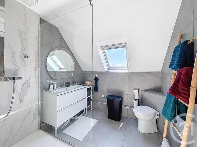 maison à vendre - 6 pièces - 102.22 m2 - SAVIGNY LE TEMPLE - 77 - ILE-DE-FRANCE - Century 21 Cerim