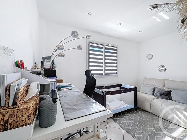 maison à vendre - 6 pièces - 102.22 m2 - SAVIGNY LE TEMPLE - 77 - ILE-DE-FRANCE - Century 21 Cerim