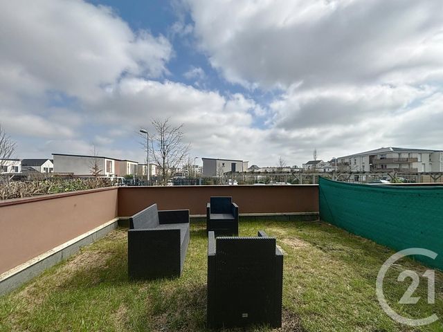 Appartement F3 à vendre - 3 pièces - 61.9 m2 - MOISSY CRAMAYEL - 77 - ILE-DE-FRANCE - Century 21 Cerim