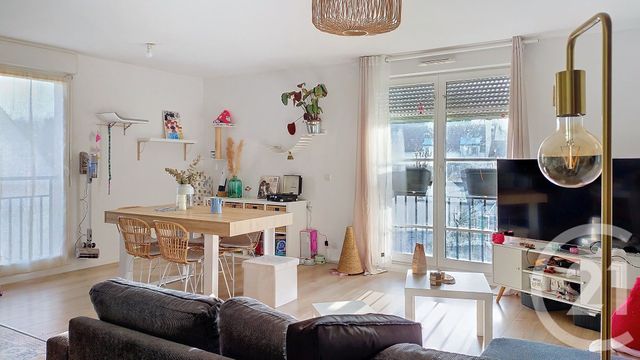 Appartement F3 à vendre - 3 pièces - 63.6 m2 - BRIE COMTE ROBERT - 77 - ILE-DE-FRANCE - Century 21 Cerim