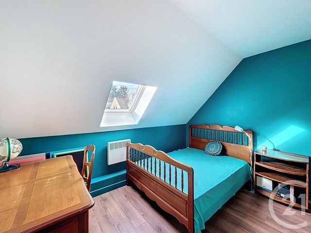 maison à vendre - 7 pièces - 145.69 m2 - SAVIGNY LE TEMPLE - 77 - ILE-DE-FRANCE - Century 21 Cerim