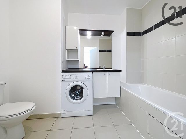 Appartement à vendre - 2 pièces - 46.17 m2 - CESSON - 77 - ILE-DE-FRANCE - Century 21 Cerim