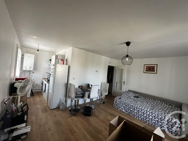Appartement F1 à louer MOISSY CRAMAYEL