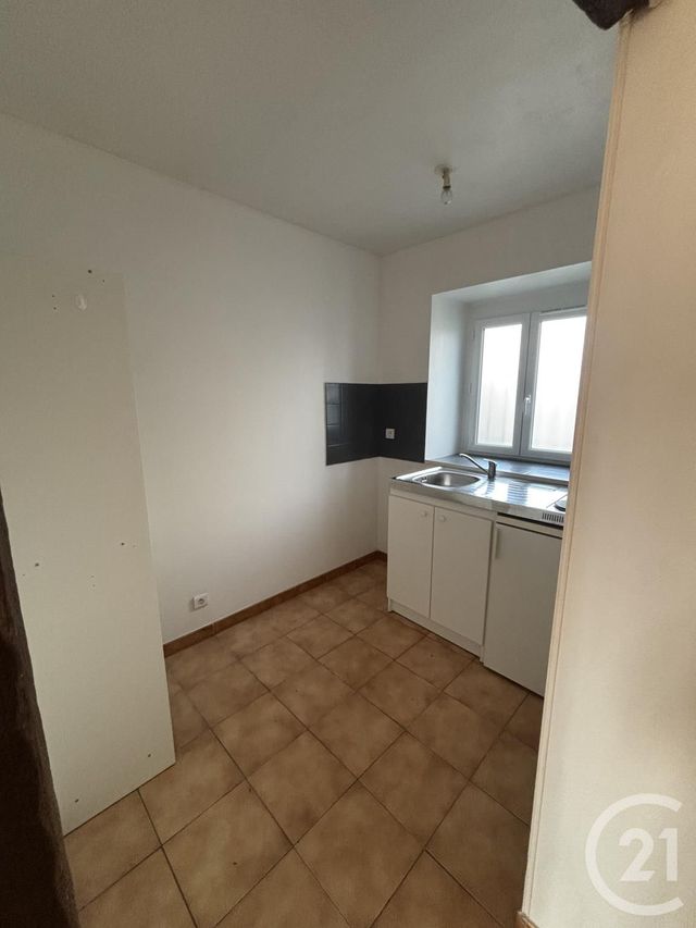 Appartement T2 à louer - 2 pièces - 33.28 m2 - MACHAULT - 77 - ILE-DE-FRANCE - Century 21 Cerim