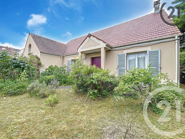 maison à vendre - 7 pièces - 173.48 m2 - SAVIGNY LE TEMPLE - 77 - ILE-DE-FRANCE - Century 21 Cerim