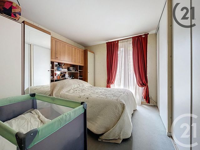 maison à vendre - 7 pièces - 173.48 m2 - SAVIGNY LE TEMPLE - 77 - ILE-DE-FRANCE - Century 21 Cerim