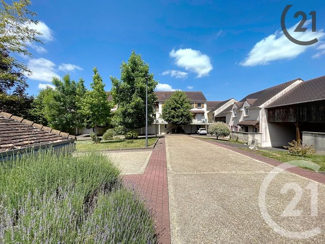 maison à vendre - 4 pièces - 88.0 m2 - COMBS LA VILLE - 77 - ILE-DE-FRANCE - Century 21 Cerim