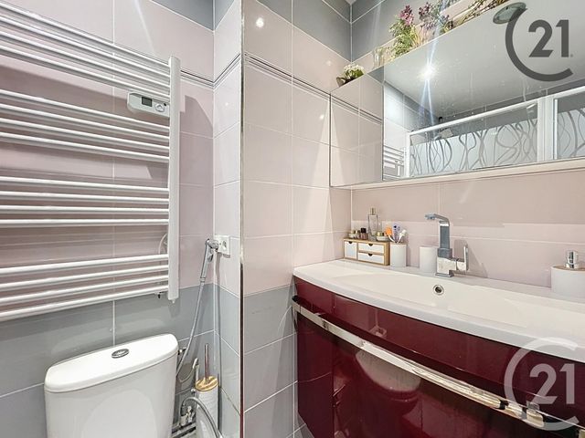 maison à vendre - 4 pièces - 88.0 m2 - COMBS LA VILLE - 77 - ILE-DE-FRANCE - Century 21 Cerim