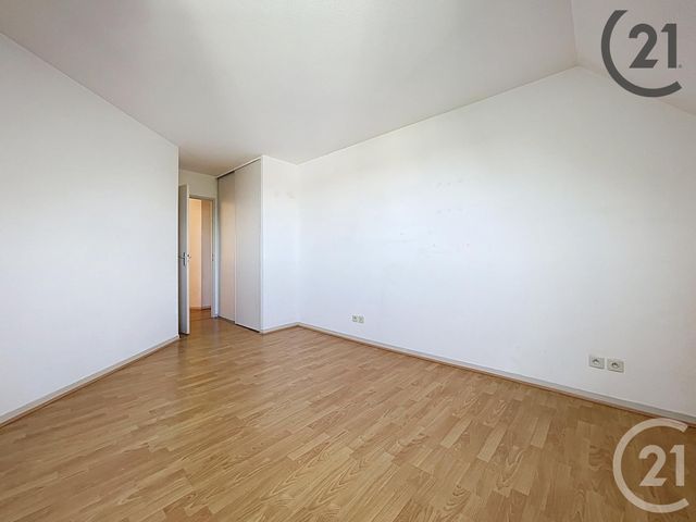 Afficher la photo en grand Appartement Duplex à vendre - 4 pièces - 97.18 m2 - LIEUSAINT - 77 - ILE-DE-FRANCE - Century 21 Cerim