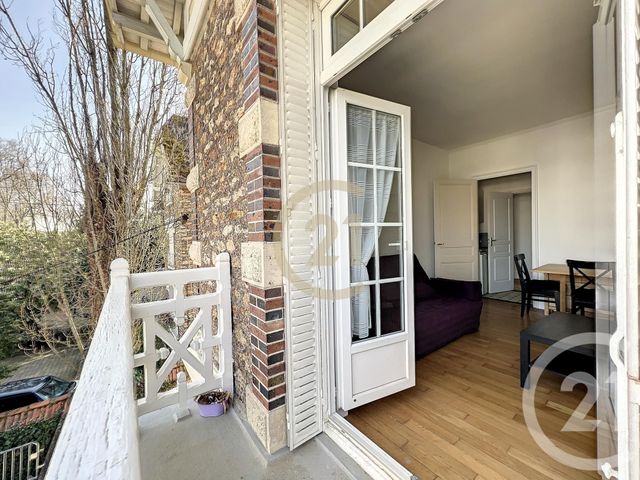 Appartement F1 à louer - 1 pièce - 27.3 m2 - DAMMARIE LES LYS - 77 - ILE-DE-FRANCE - Century 21 Cerim