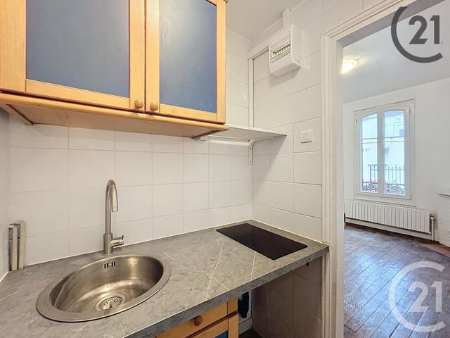 Appartement F1 à louer - 1 pièce - 24.0 m2 - MELUN - 77 - ILE-DE-FRANCE - Century 21 Cerim