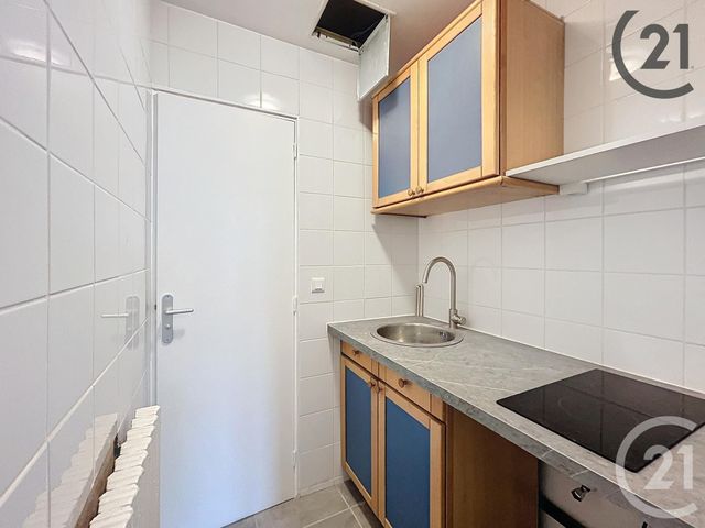 Appartement F1 à louer - 1 pièce - 24.0 m2 - MELUN - 77 - ILE-DE-FRANCE - Century 21 Cerim