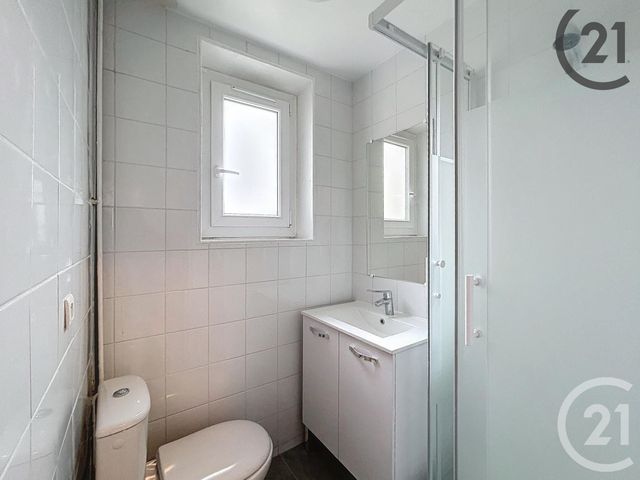 Appartement F1 à louer - 1 pièce - 24.0 m2 - MELUN - 77 - ILE-DE-FRANCE - Century 21 Cerim