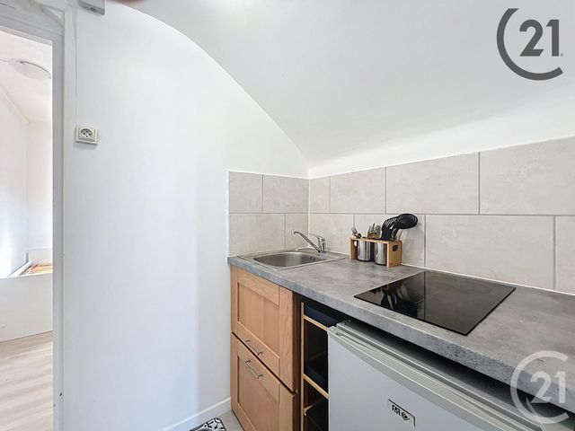 Appartement F1 à louer - 1 pièce - 12.3 m2 - MELUN - 77 - ILE-DE-FRANCE - Century 21 Cerim