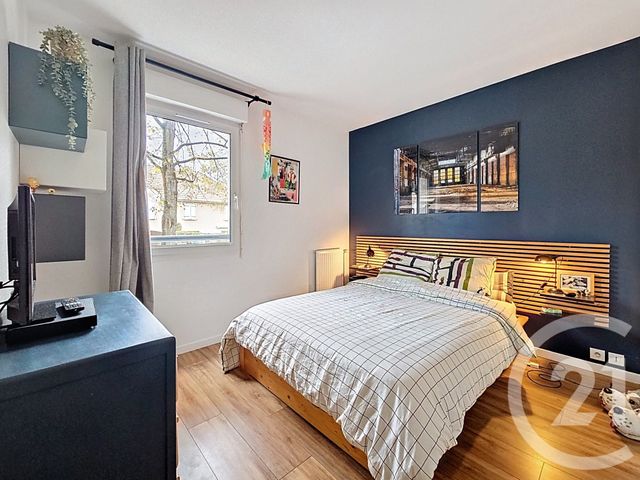 Appartement F3 à vendre - 3 pièces - 65.8 m2 - MOISSY CRAMAYEL - 77 - ILE-DE-FRANCE - Century 21 Cerim