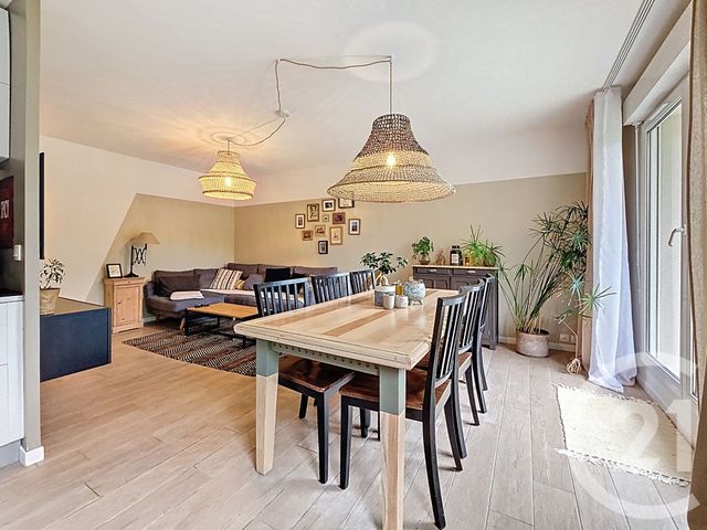 Appartement F3 à vendre - 3 pièces - 65.8 m2 - MOISSY CRAMAYEL - 77 - ILE-DE-FRANCE - Century 21 Cerim