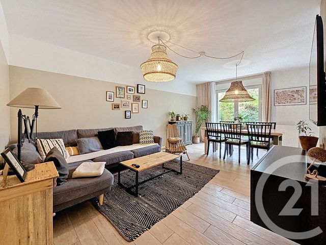 Appartement F3 à vendre - 3 pièces - 65.8 m2 - MOISSY CRAMAYEL - 77 - ILE-DE-FRANCE - Century 21 Cerim