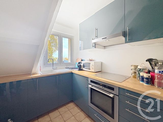 Appartement F2 à vendre - 2 pièces - 35.84 m2 - DAMMARIE LES LYS - 77 - ILE-DE-FRANCE - Century 21 Cerim