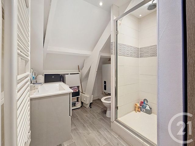 Appartement F2 à vendre - 2 pièces - 35.84 m2 - DAMMARIE LES LYS - 77 - ILE-DE-FRANCE - Century 21 Cerim