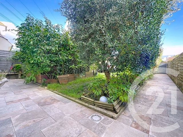 maison à vendre - 5 pièces - 119.0 m2 - LESIGNY - 77 - ILE-DE-FRANCE - Century 21 Cerim