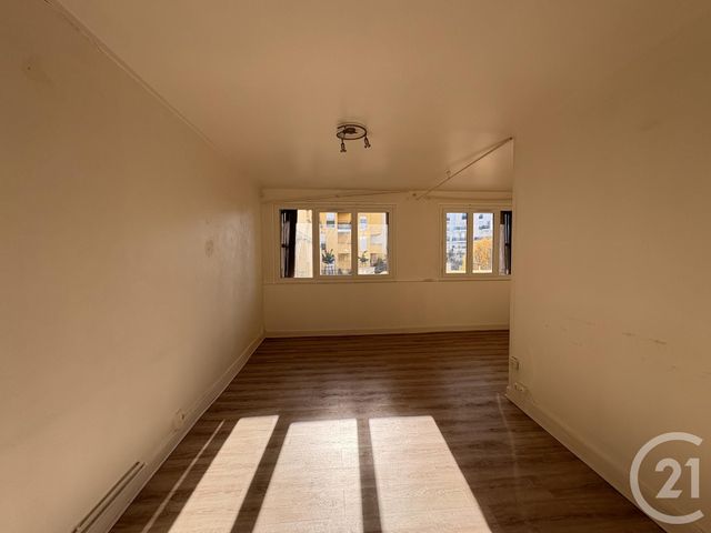 Appartement F1 à louer - 1 pièce - 34.77 m2 - MELUN - 77 - ILE-DE-FRANCE - Century 21 Cerim