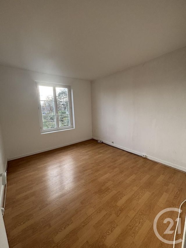 maison à louer - 6 pièces - 116.87 m2 - VERT ST DENIS - 77 - ILE-DE-FRANCE - Century 21 Cerim