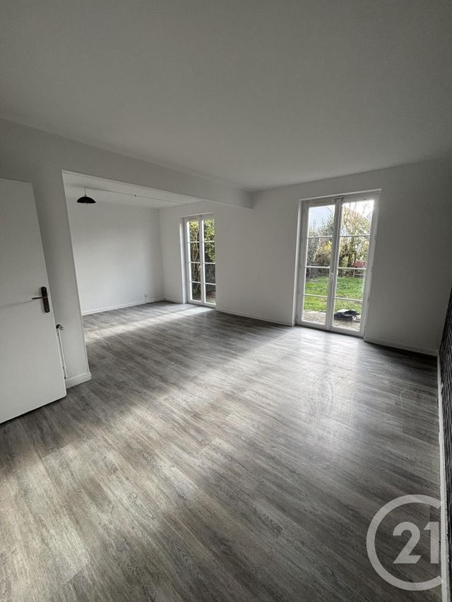 maison à louer - 6 pièces - 116.87 m2 - VERT ST DENIS - 77 - ILE-DE-FRANCE - Century 21 Cerim