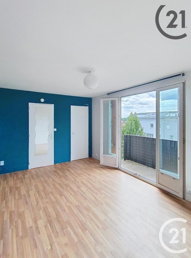 Appartement Studio à vendre - 1 pièce - 26.7 m2 - COMBS LA VILLE - 77 - ILE-DE-FRANCE - Century 21 Cerim