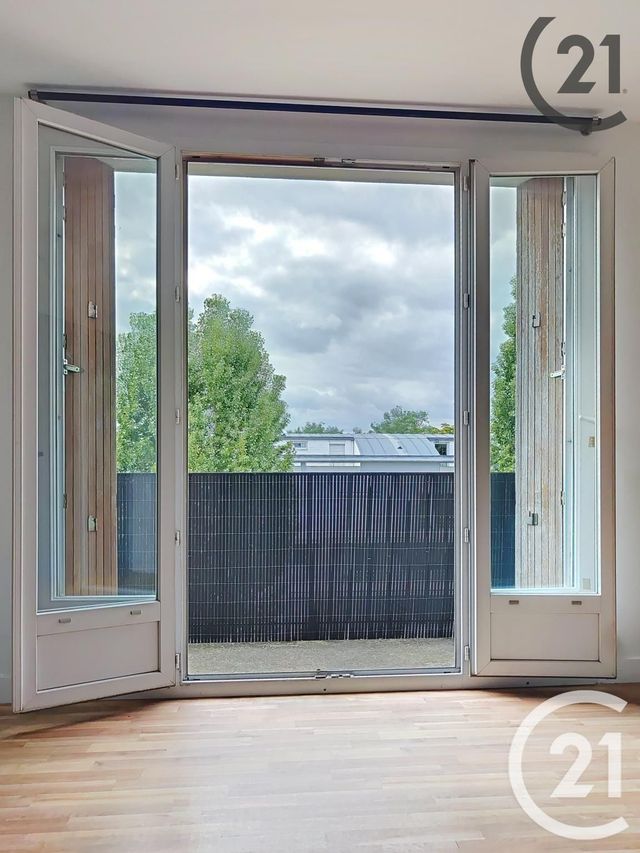 Appartement Studio à vendre - 1 pièce - 26.7 m2 - COMBS LA VILLE - 77 - ILE-DE-FRANCE - Century 21 Cerim