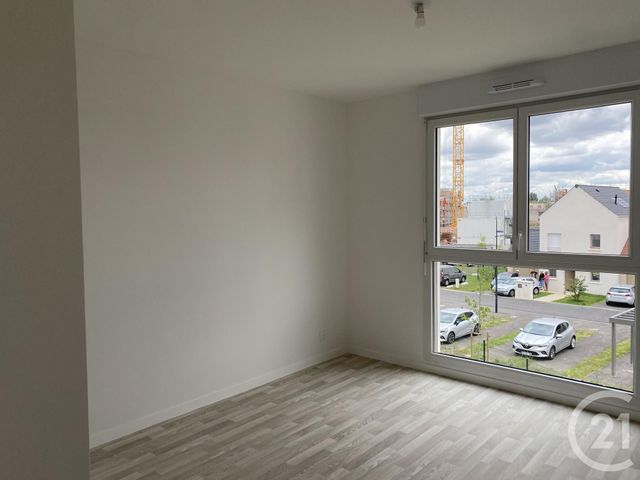 Appartement F2 à louer - 2 pièces - 45.51 m2 - MOISSY CRAMAYEL - 77 - ILE-DE-FRANCE - Century 21 Cerim