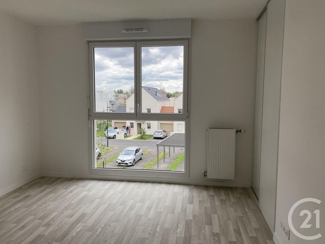 Appartement F2 à louer - 2 pièces - 45.51 m2 - MOISSY CRAMAYEL - 77 - ILE-DE-FRANCE - Century 21 Cerim