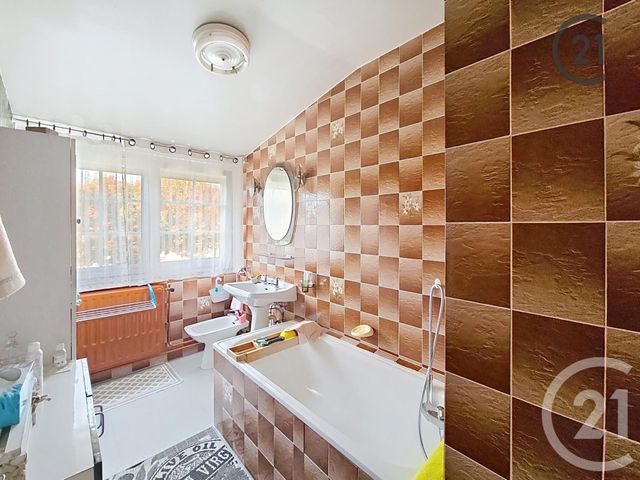 maison à vendre - 5 pièces - 108.44 m2 - MOISSY CRAMAYEL - 77 - ILE-DE-FRANCE - Century 21 Cerim