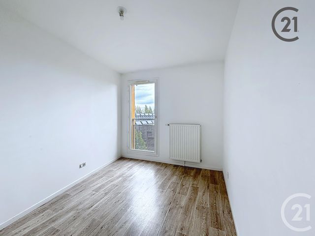 Appartement F3 à vendre - 3 pièces - 59.4 m2 - LIEUSAINT - 77 - ILE-DE-FRANCE - Century 21 Cerim