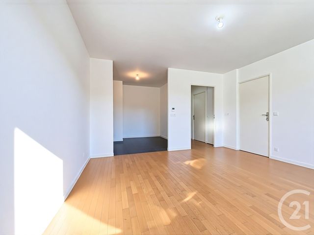 Appartement F2 à vendre - 2 pièces - 44.85 m2 - LIEUSAINT - 77 - ILE-DE-FRANCE - Century 21 Cerim